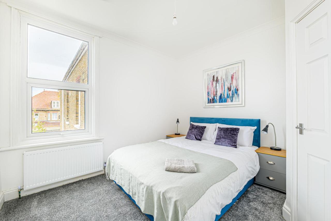 Luxury Apartments In Margate Centre Екстериор снимка